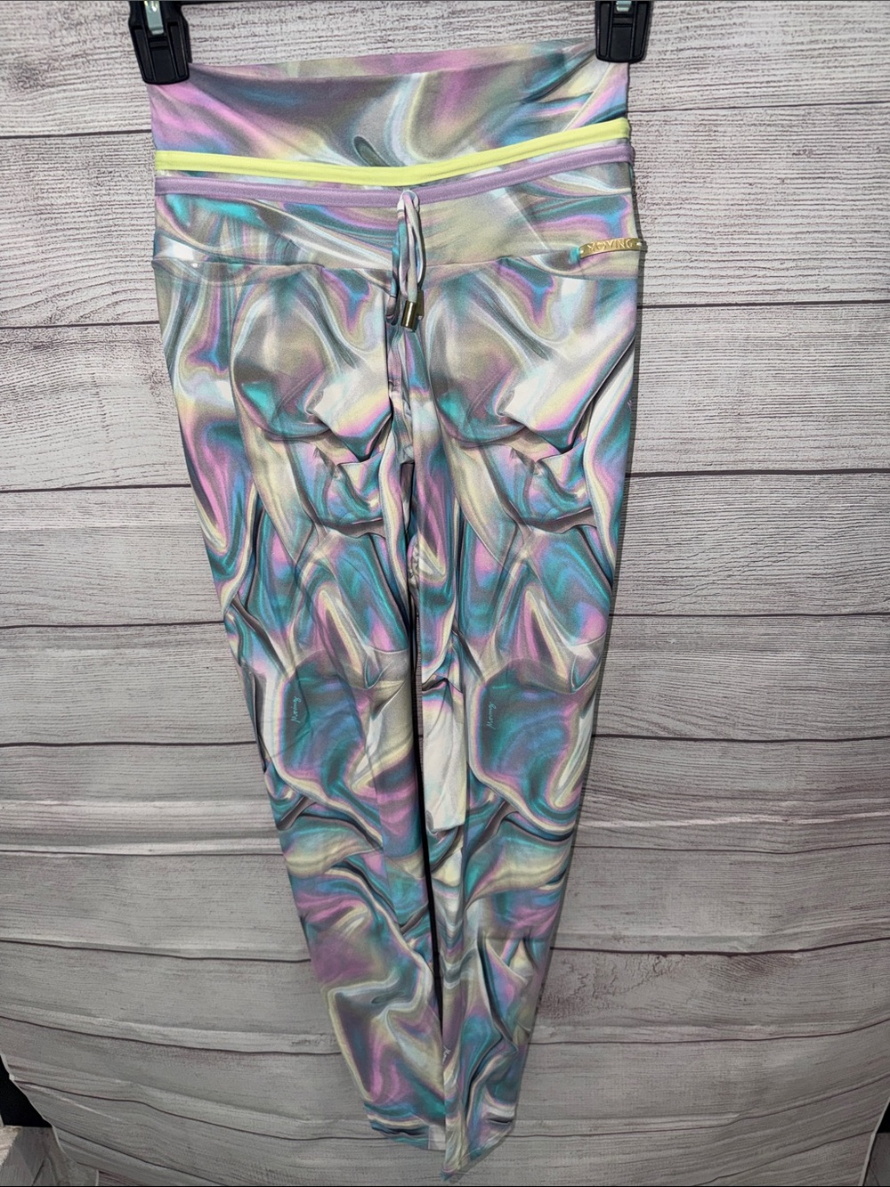 Iridescent High-Rise Leggings - Multi🩷🩵🤍